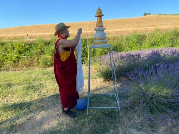 Stupa Kadampa <br> <span style="font-weight: normal; ">(70 x 30 cm)</span><br><br><a class="my-dicitura-titolo"> Donazione minima:</a> - immagine 7